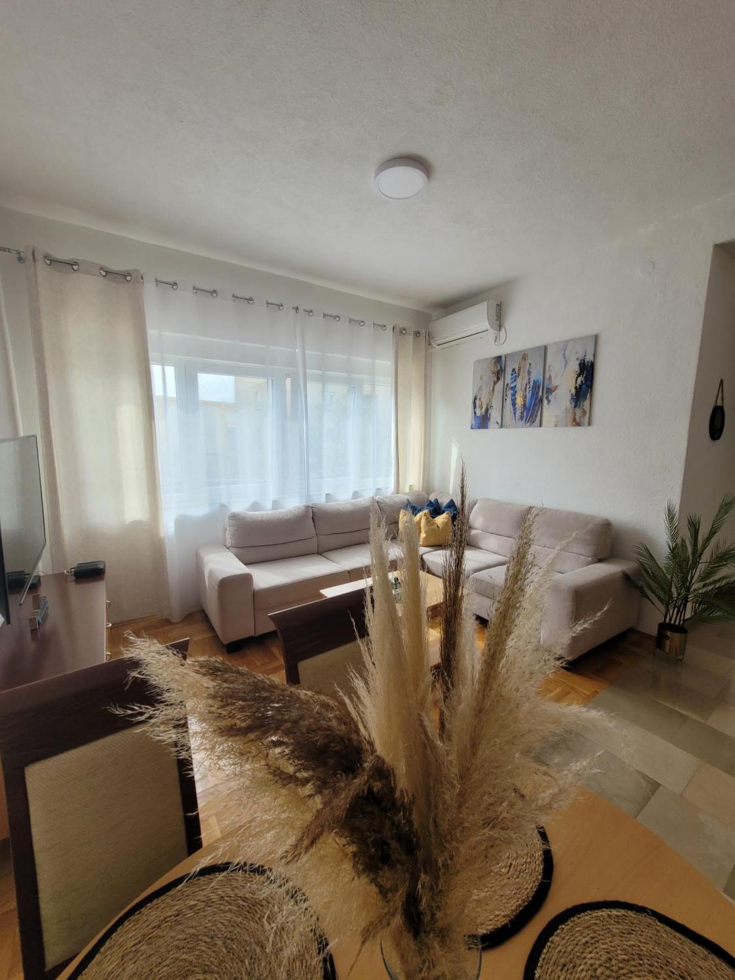 Apartman Natasa Trebinje Eksteriør bilde